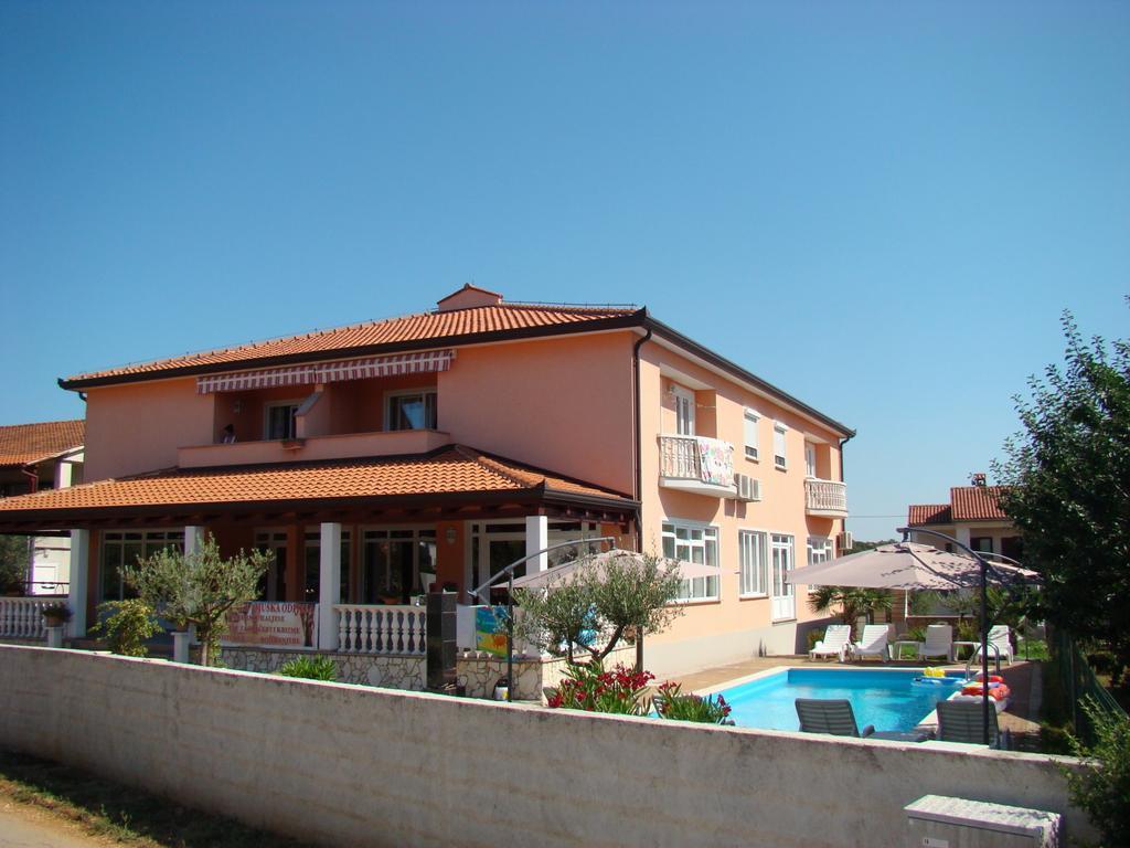 Apartments Kimm Poreč Dış mekan fotoğraf